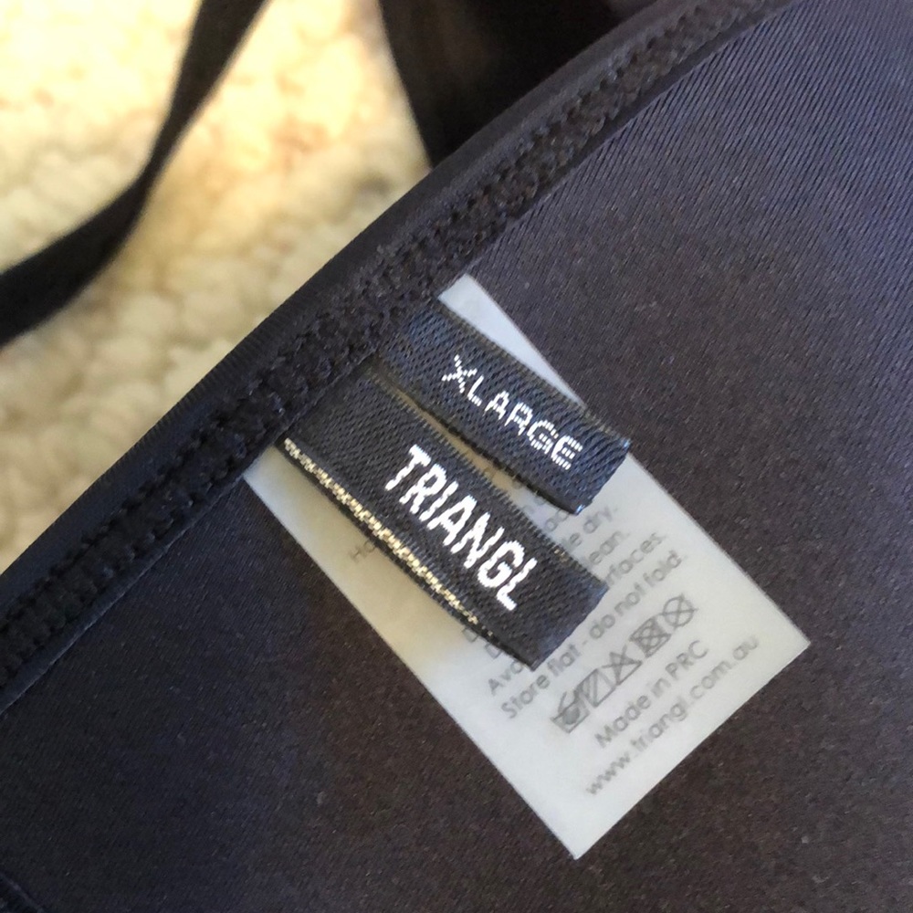 Triangl Bikini - image 3